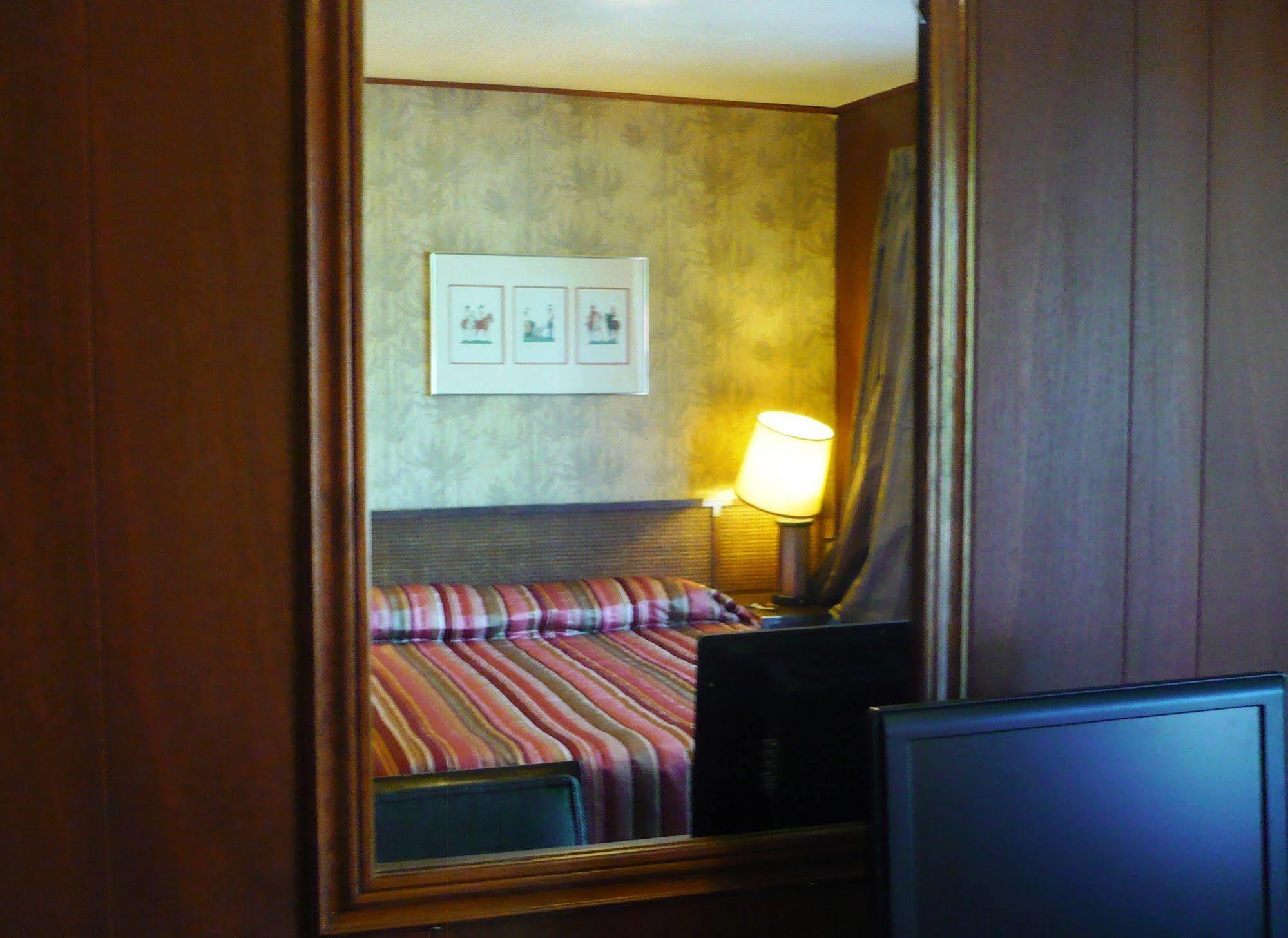Red Top Motor Inn Iron Bridge Εξωτερικό φωτογραφία
